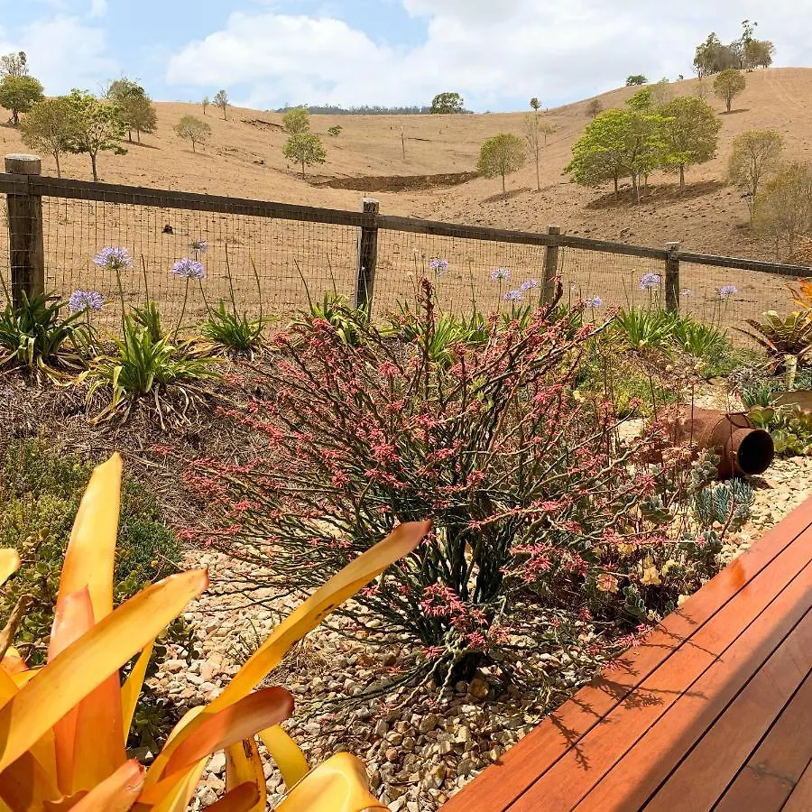 Country Mile Escape Guest House Canungra