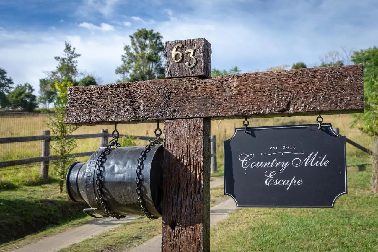 Country Mile Escape Guest House Canungra Country house