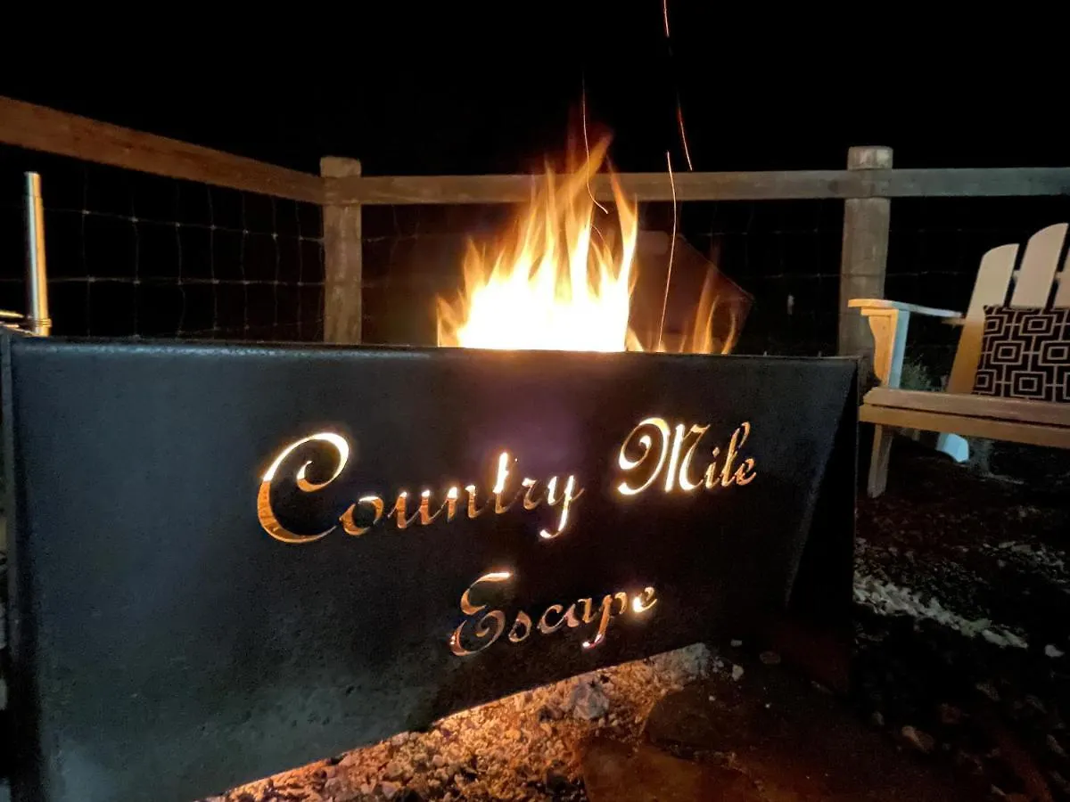 Country house Country Mile Escape Guest House Canungra Australia