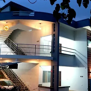 https://pearl-apartment-kottakkal.kerala-hotels.net